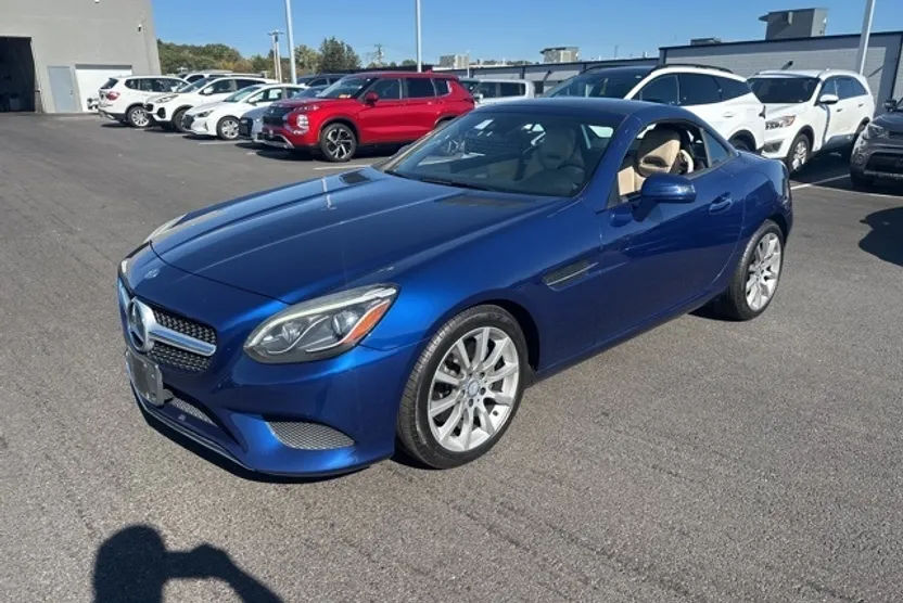 2017 Mercedes Benz SLC 300 photo 1