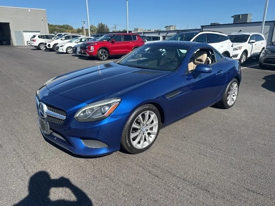 2017 Mercedes Benz SLC 300 photo 1