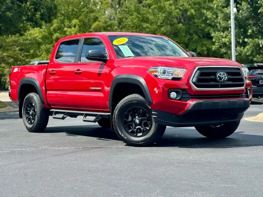 2023 Toyota Tacoma SR5 V6 photo 1