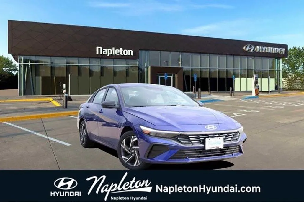 2025 Hyundai Elantra Hybrid SEL Sport photo 1