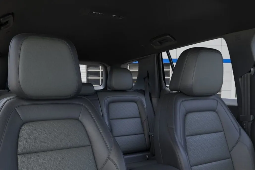 2026 Chevrolet Equinox LT photo 1