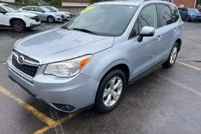 2014 Subaru Forester 2.5i Touring photo 1