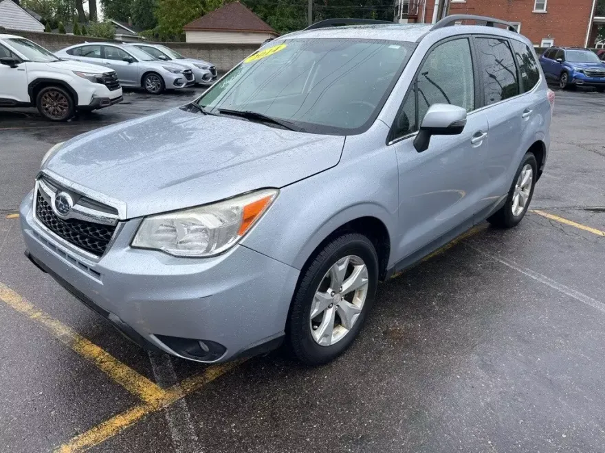 2014 Subaru Forester 2.5i Touring photo 1