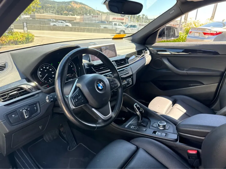 2022 Bmw X2 sDrive28i photo 1