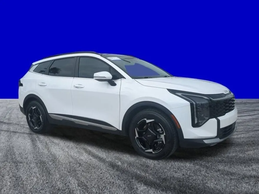 2026 Kia Sportage EX photo 1