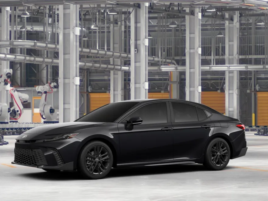 2026 Toyota Camry SE photo 1