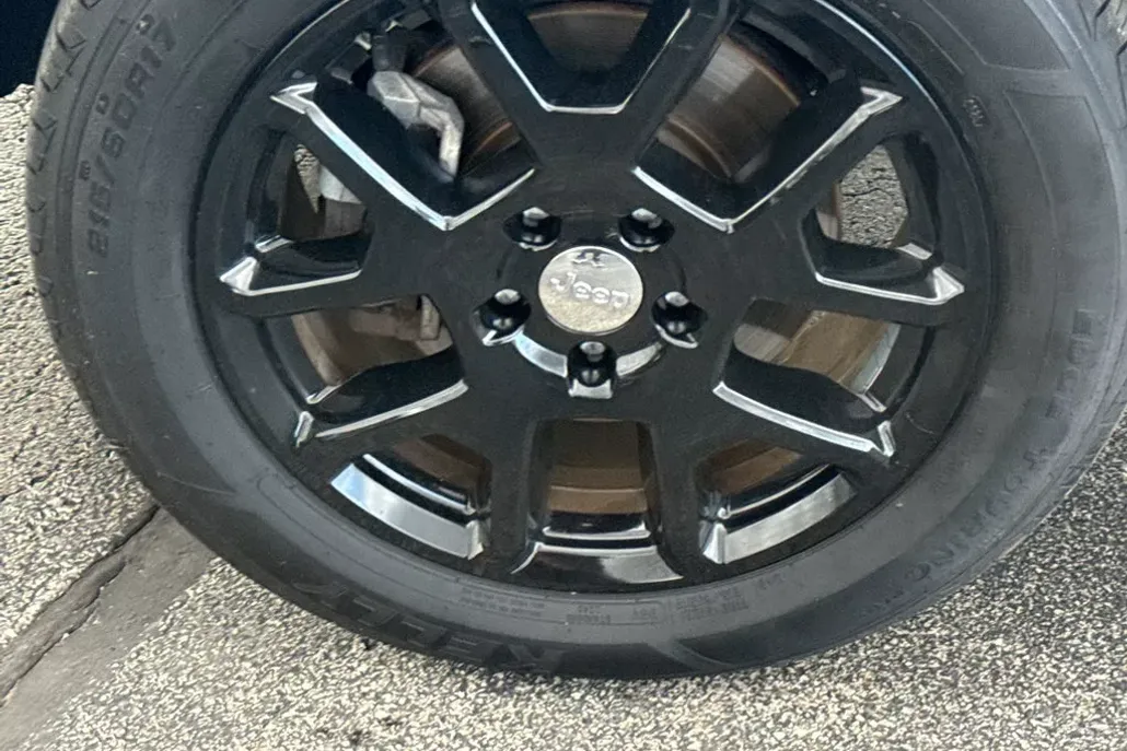 2019 Jeep Renegade Latitude photo 1