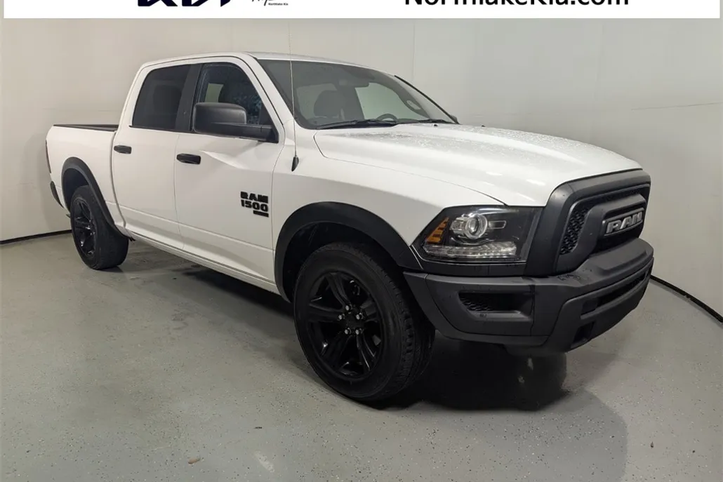 2024 Ram 1500 Classic Warlock photo 1