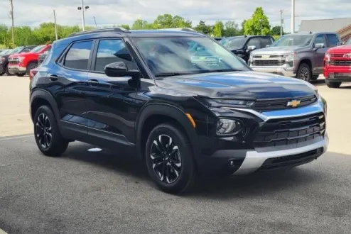 2023 Chevrolet Trailblazer LT photo 1