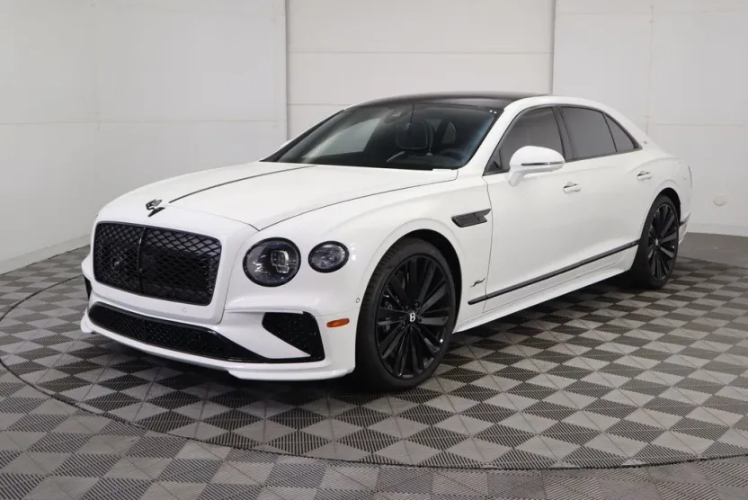 2025 Bentley Flying Spur Speed photo 1