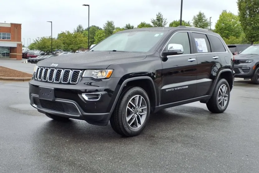 2022 Jeep Cherokee Limited photo 1