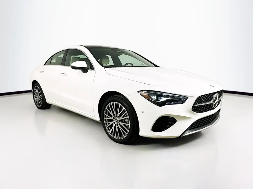 2025 Mercedes Benz CLA 250 4MATIC photo 1