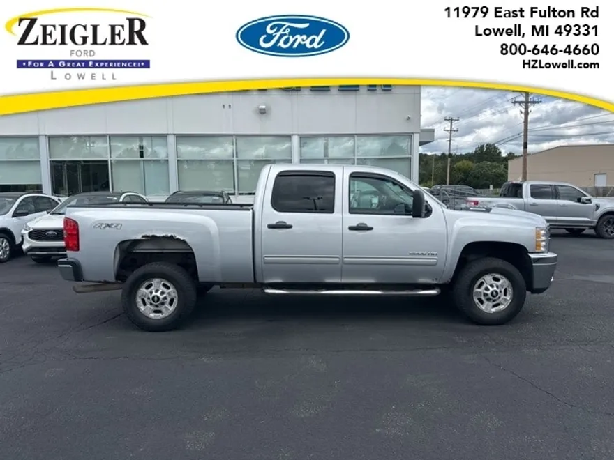 2012 Chevrolet Silverado 2500HD LT photo 1