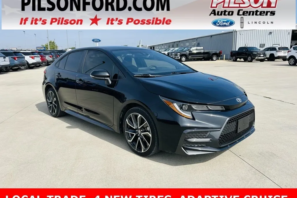 2021 Toyota Corolla SE photo 1