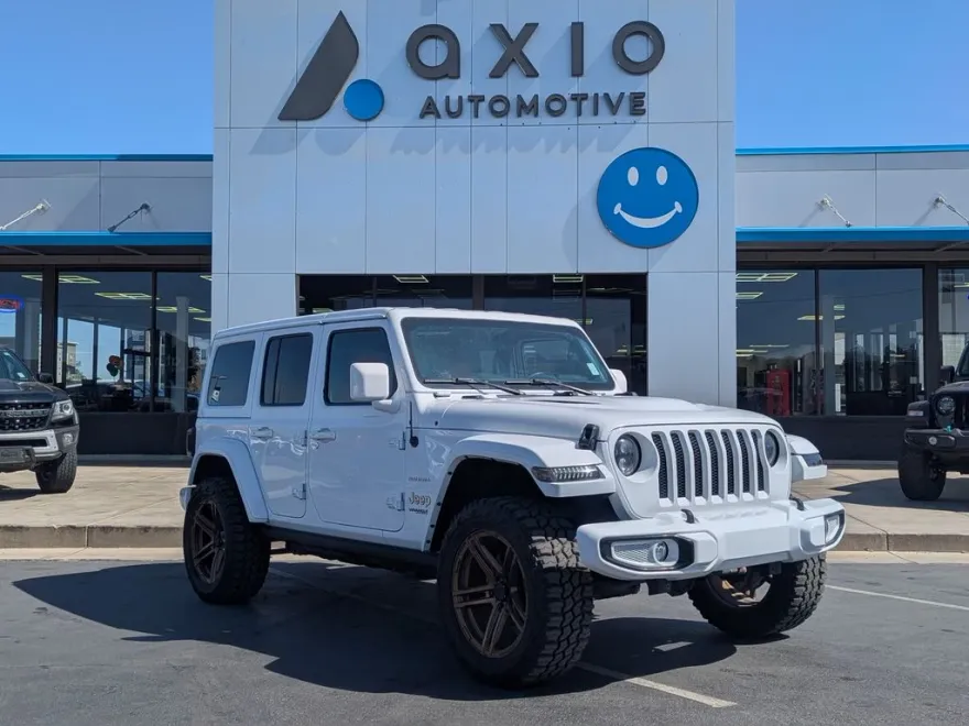 2020 Jeep Wrangler Unlimited Sahara photo 1