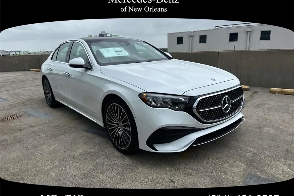 2025 Mercedes Benz E 350 4MATIC photo 1