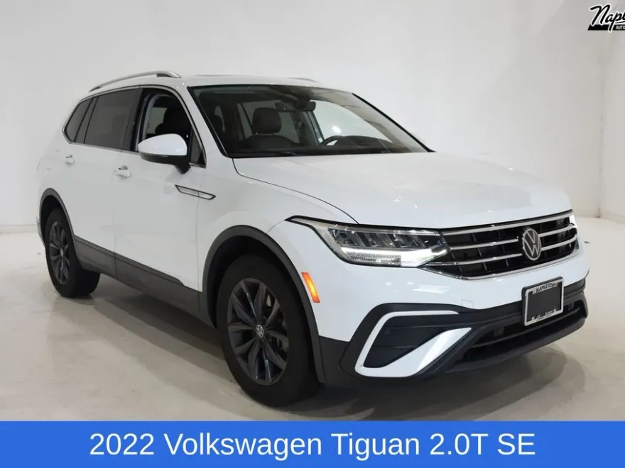 2022 Volkswagen Tiguan SE photo 1