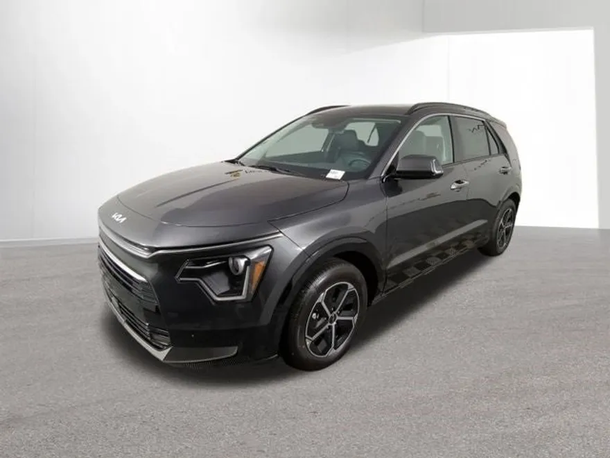 2025 Kia Niro SX photo 1