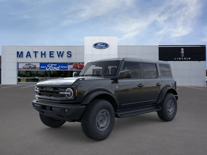 2025 Ford Bronco Outer Banks photo 1