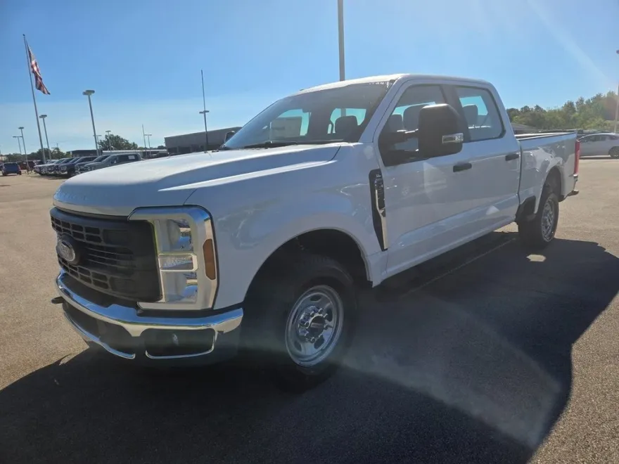 2026 Ford F-250 photo 1
