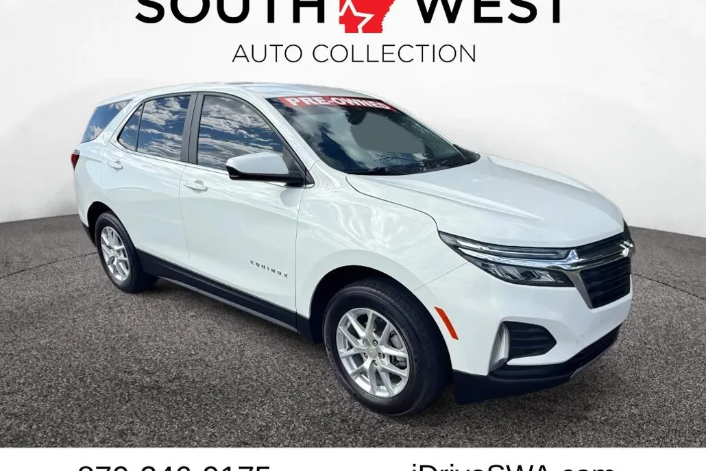 2023 Chevrolet Equinox LT photo 1