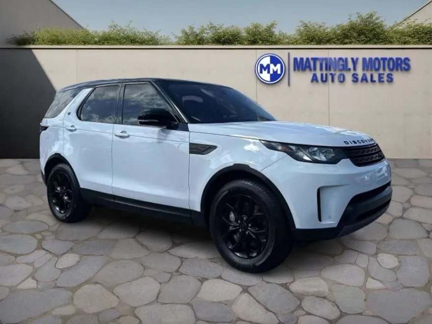 2018 Land Rover Discovery SE photo 1
