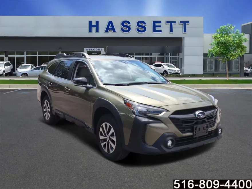 2025 Subaru Outback Premium photo 1