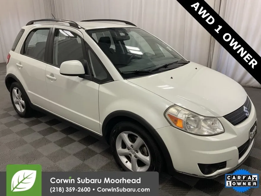 2008 Suzuki SX4 photo 1