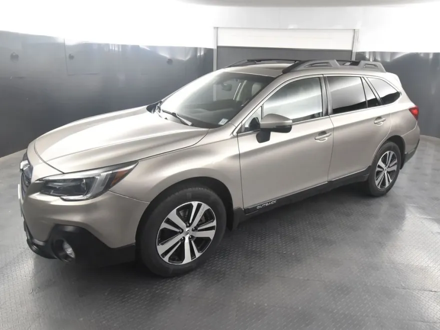 2018 Subaru Outback 2.5i photo 1
