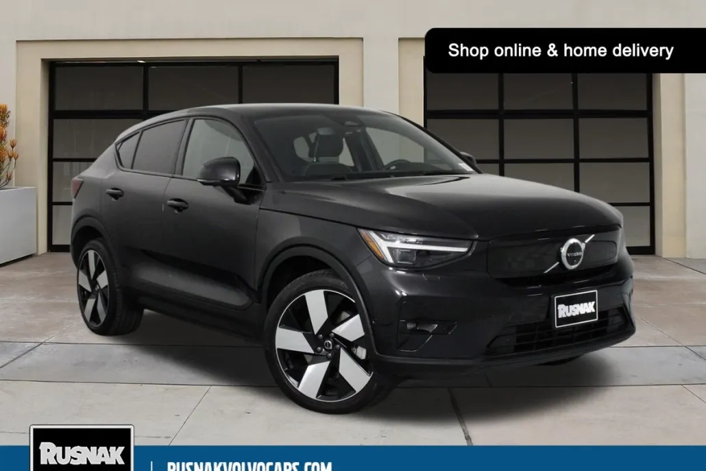2023 Volvo C40 Recharge Ultimate photo 1