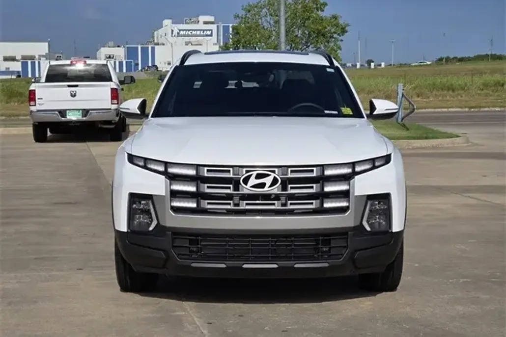 2026 Hyundai Santa Cruz SEL Activity photo 1