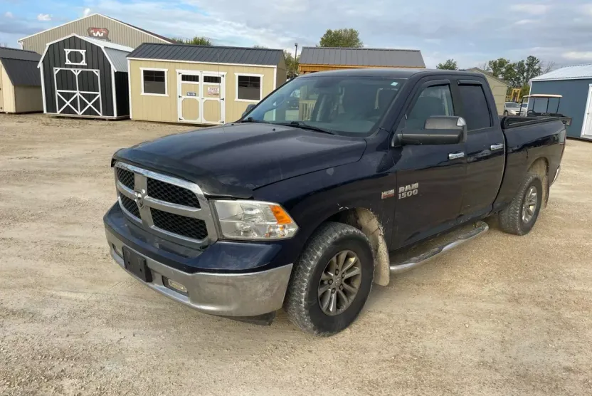 2014 Ram 1500 SLT photo 1