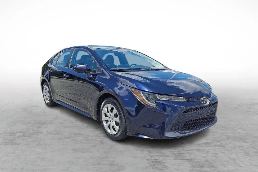 2020 Toyota Corolla LE photo 1