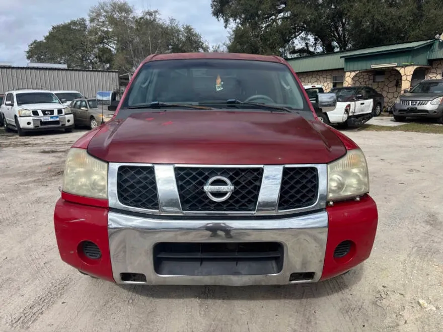 2005 Nissan Titan SE photo 1