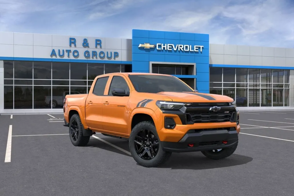 2025 Chevrolet Colorado Z71 photo 1