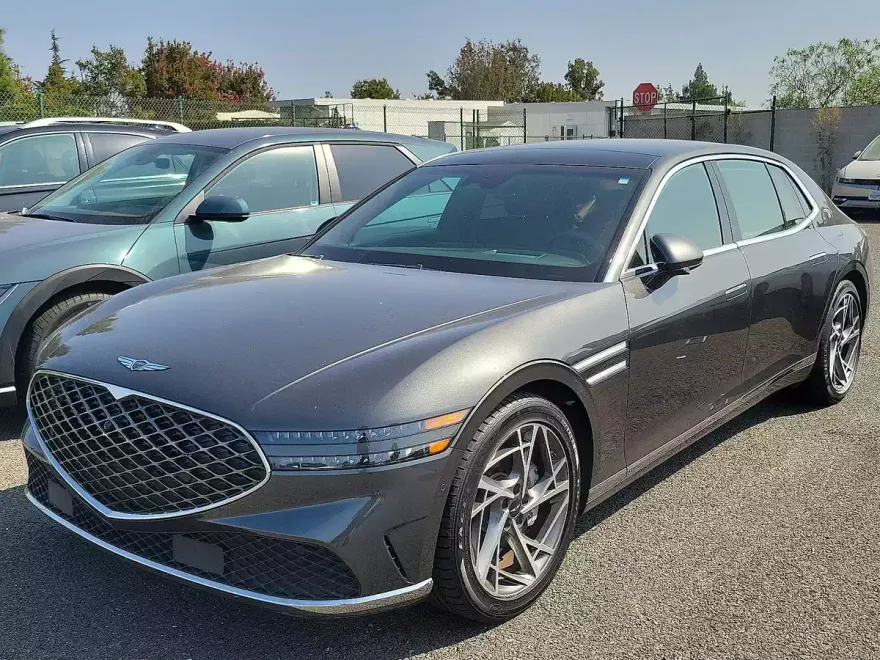 2023 Genesis G90 3.5T photo 1