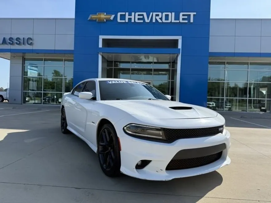 2019 Dodge Charger R/T photo 1