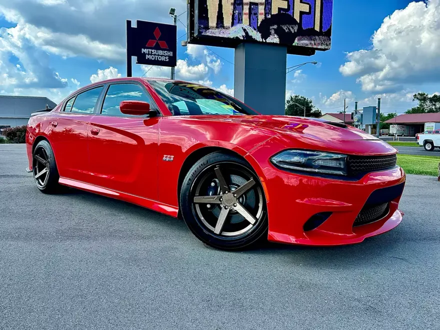 2019 Dodge Charger Scat Pack photo 1
