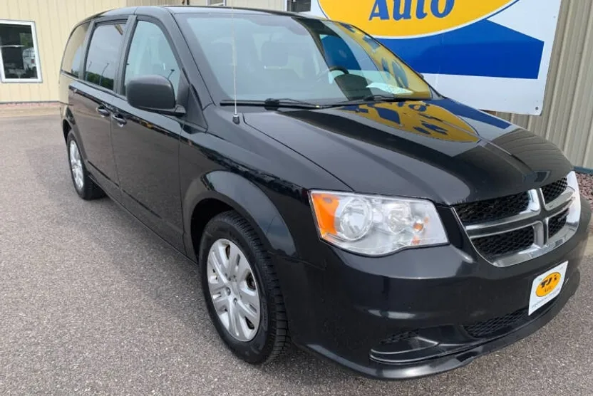 2018 Dodge Grand Caravan SE photo 1
