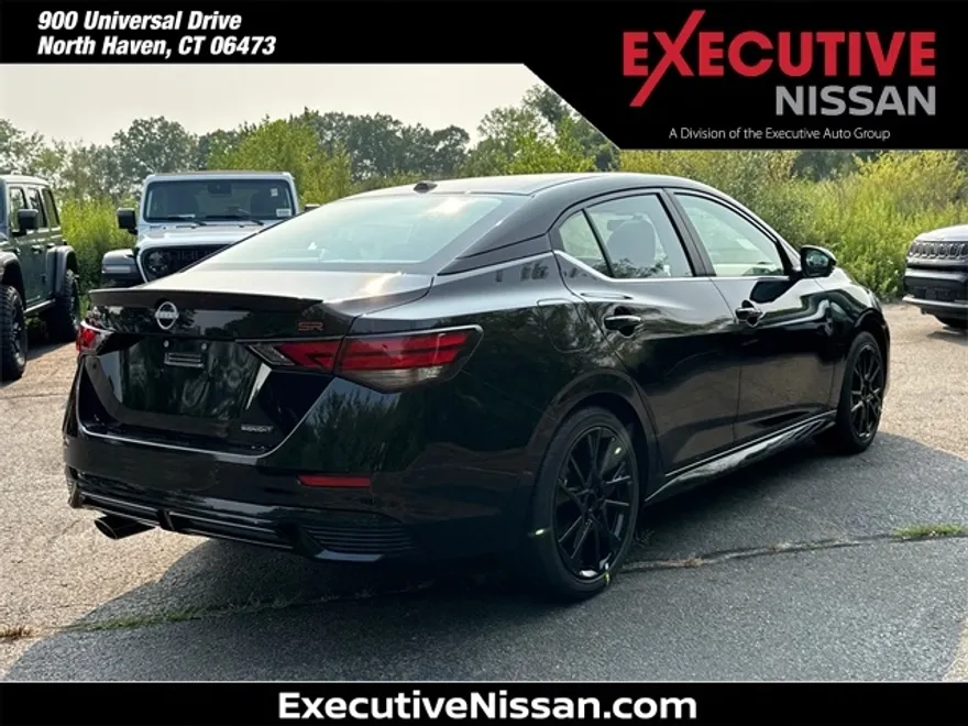 2025 Nissan Sentra SR photo 1