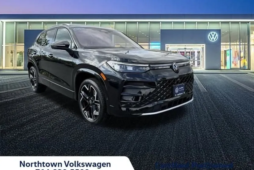 2025 Volkswagen Tiguan SEL R-Line Black photo 1