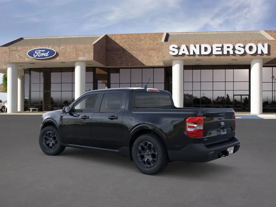 2025 Ford Maverick XLT photo 1