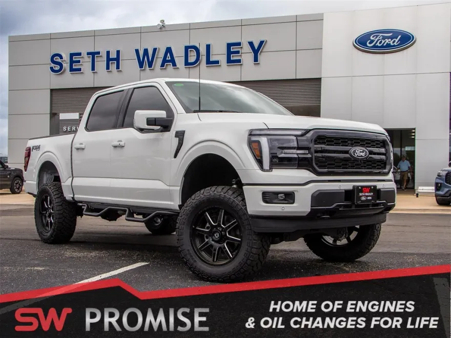 2025 Ford F-150 Lariat photo 1