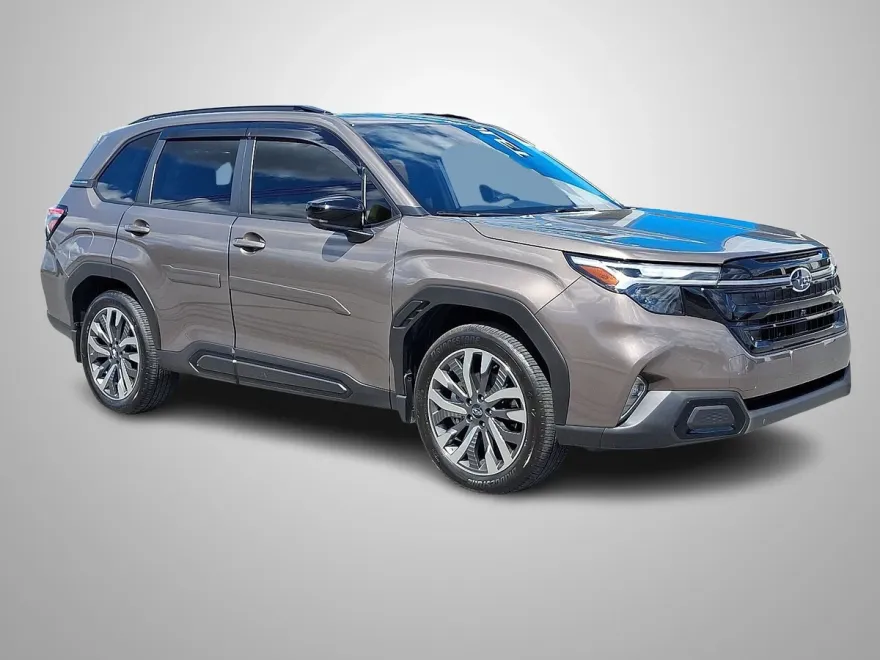 2025 Subaru Forester Touring photo 1