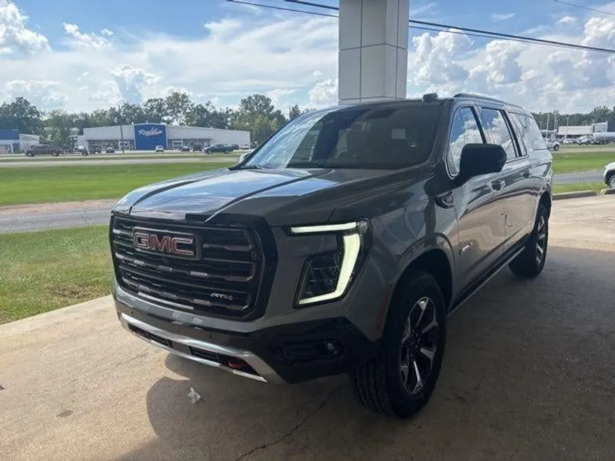 2026 Gmc Yukon XL AT4 Ultimate photo 1
