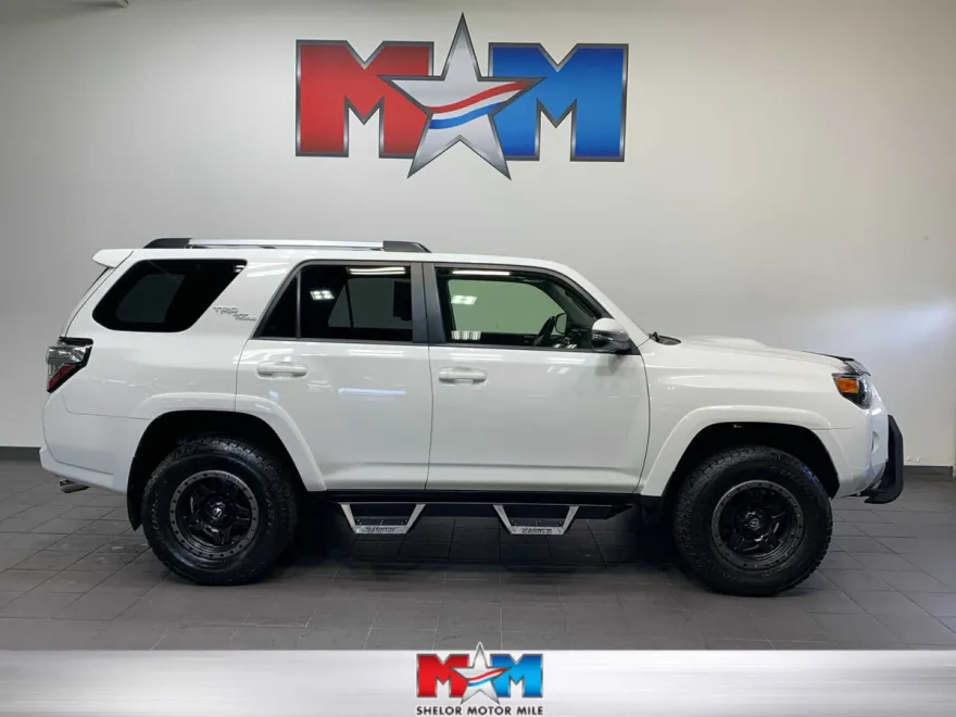 2018 Toyota 4Runner TRD Premium photo 1