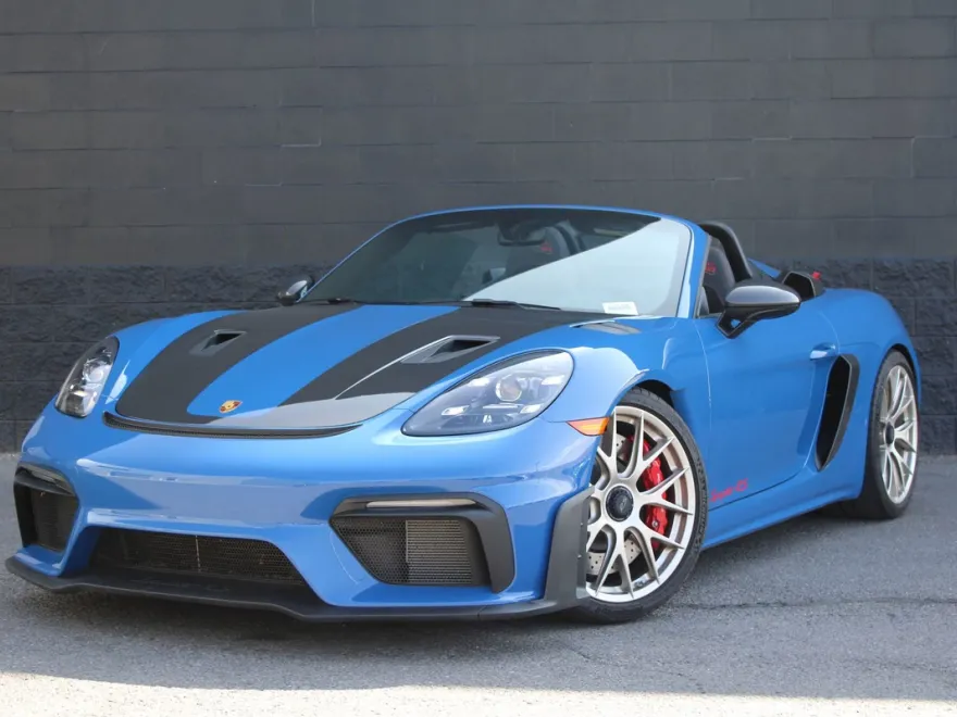 2024 Porsche Boxster Spyder photo 1