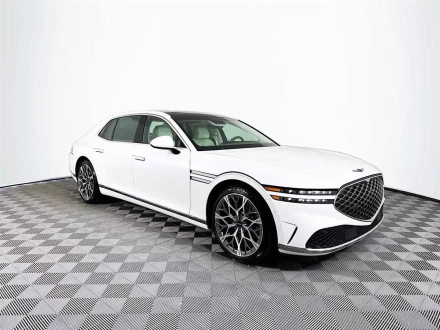 2025 Genesis G90 3.5T E-Supercharger photo 1
