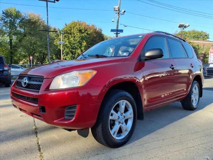 2011 Toyota RAV4 Base photo 1