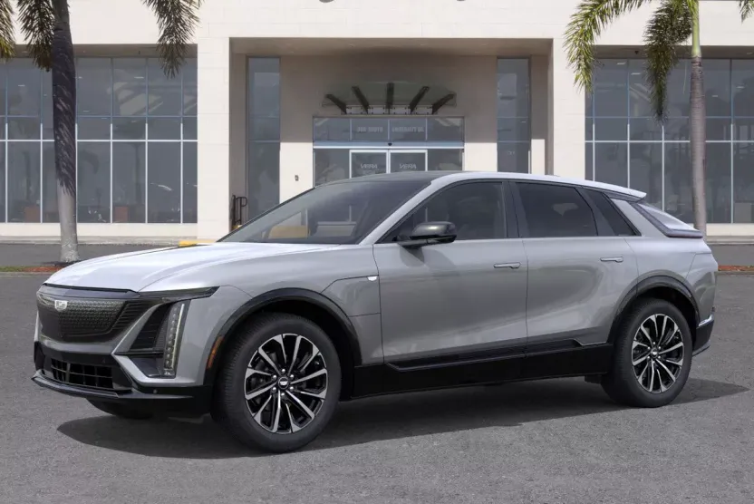 2026 Cadillac Lyriq Sport photo 1